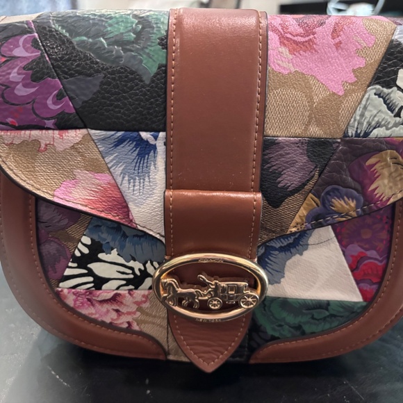 Coach Purse - Picture 5 of 5